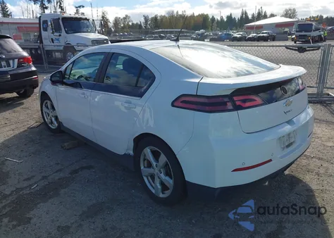 2014 Chevrolet Volt из США, поврежденный, VIN 1G1RE6E49EU152598